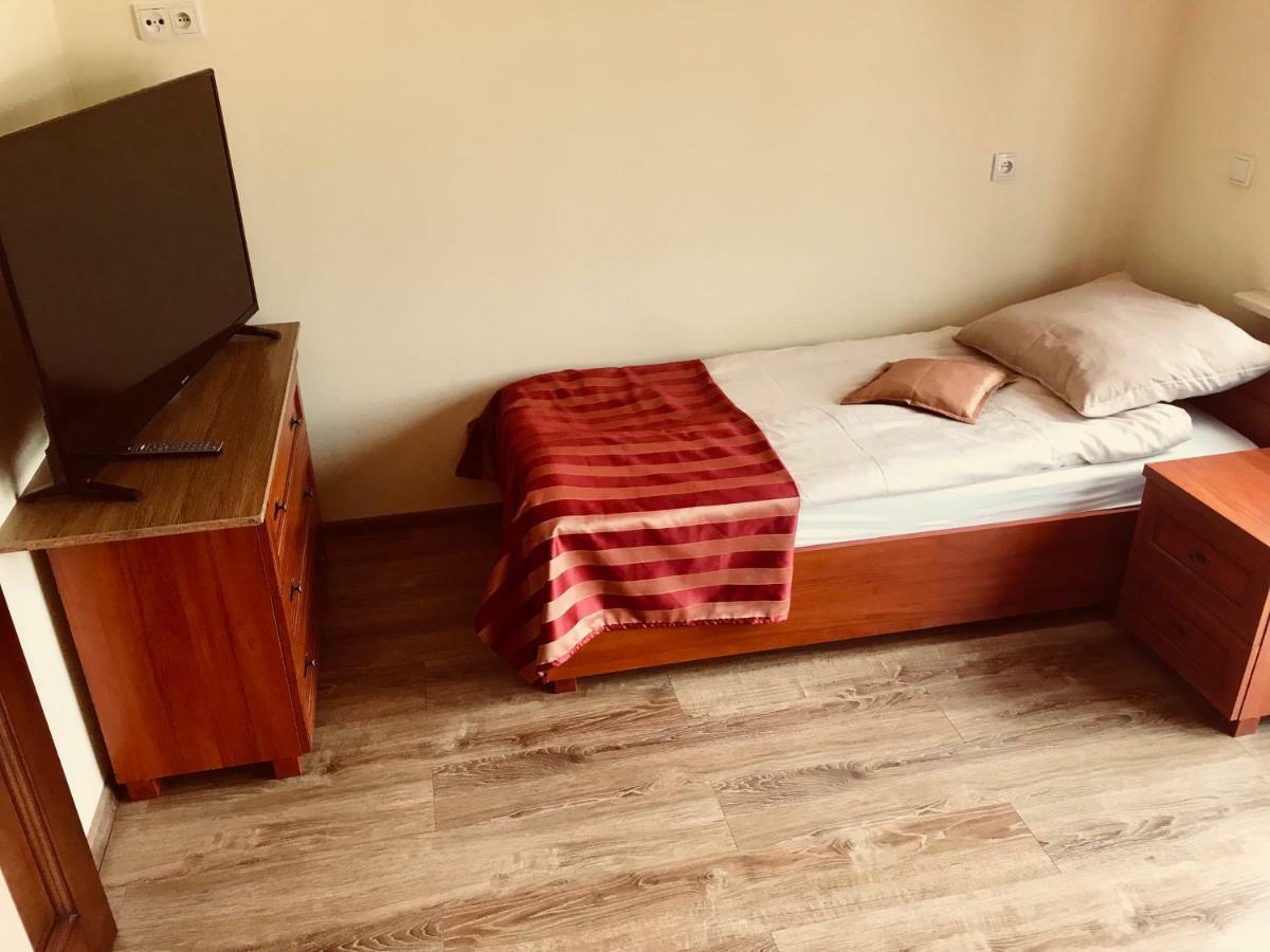 Pensjonat Nad Struga Stryków Exterior foto